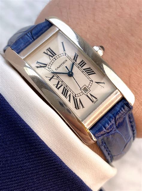 cartier tank americaine vintage.